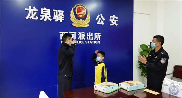 微信图片_20220425162955.jpg 微信图片_20220425162955.jpg