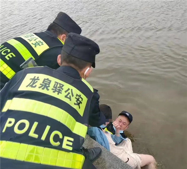 微信图片_20220425163550.jpg 微信图片_20220425163550.jpg